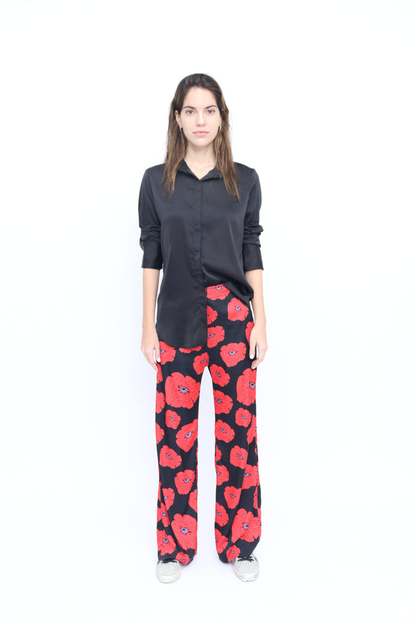 Camilla Blouse in Solid black